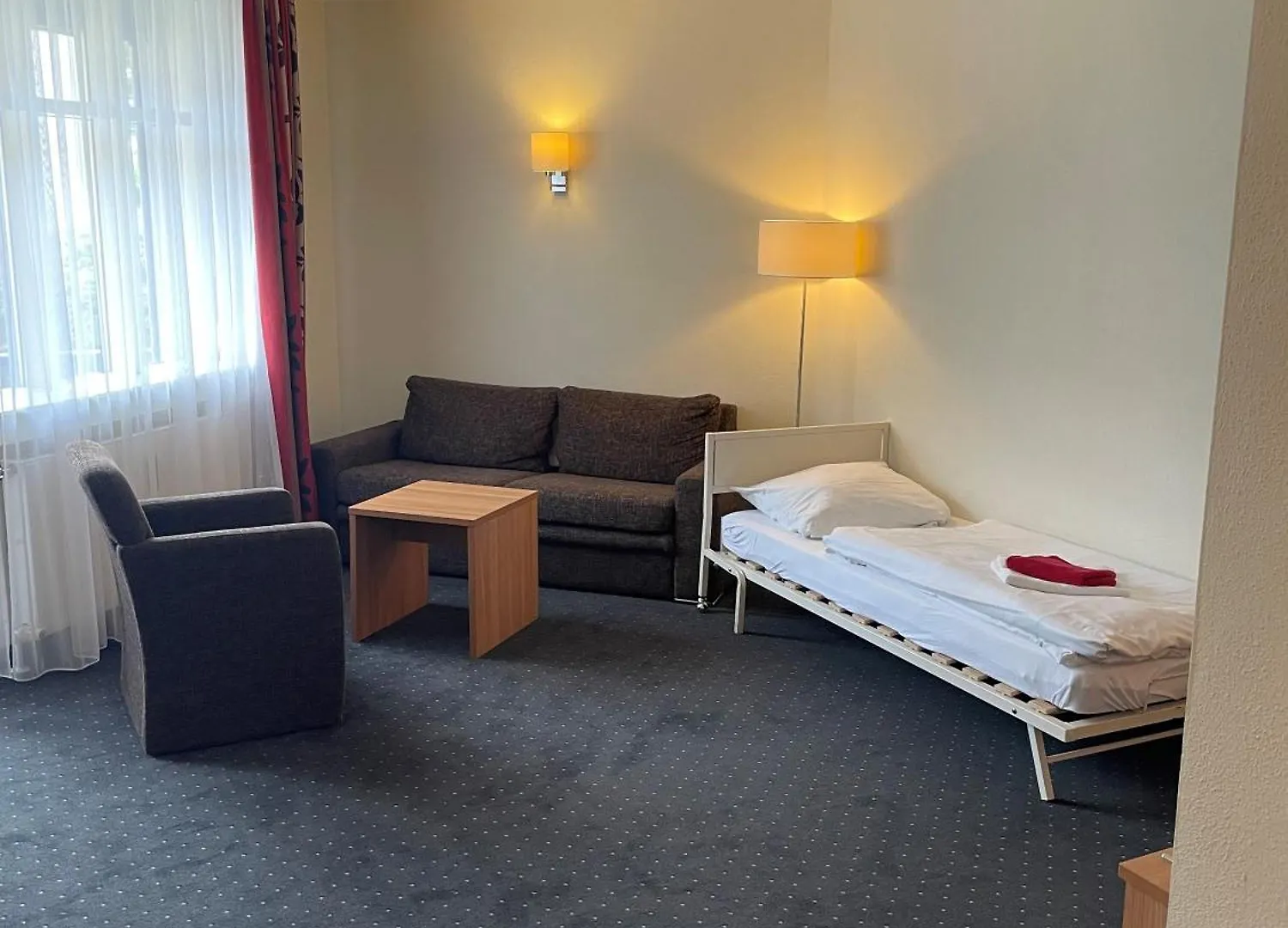 Ambassador Apparthotel Grasbrunn